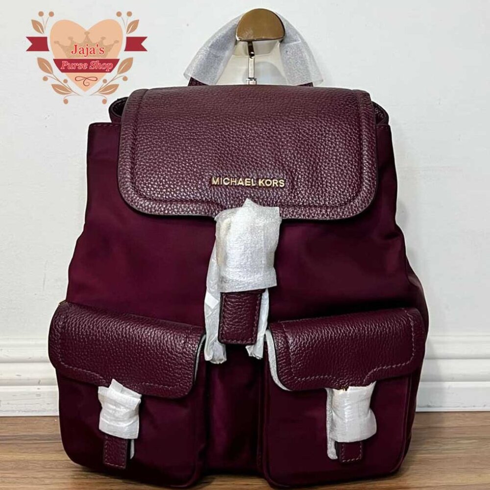 ❤️‍Michael Kors Nylon & Leather Backpack❤️